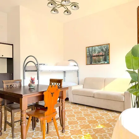 Baia - Dimitri House Апартаменти *